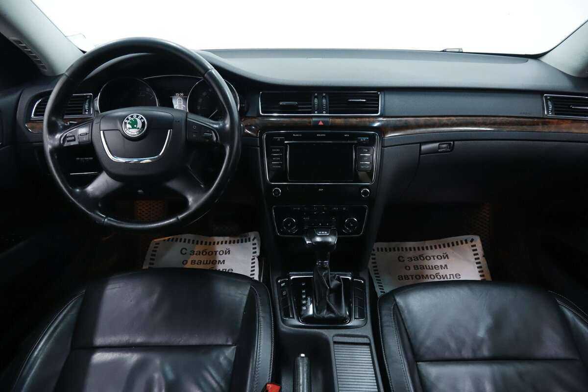 Skoda Superb 2013 года с пробегом. Фото: #8