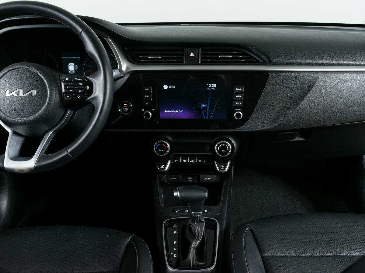 Kia Rio 2021 года с пробегом. Фото: #7