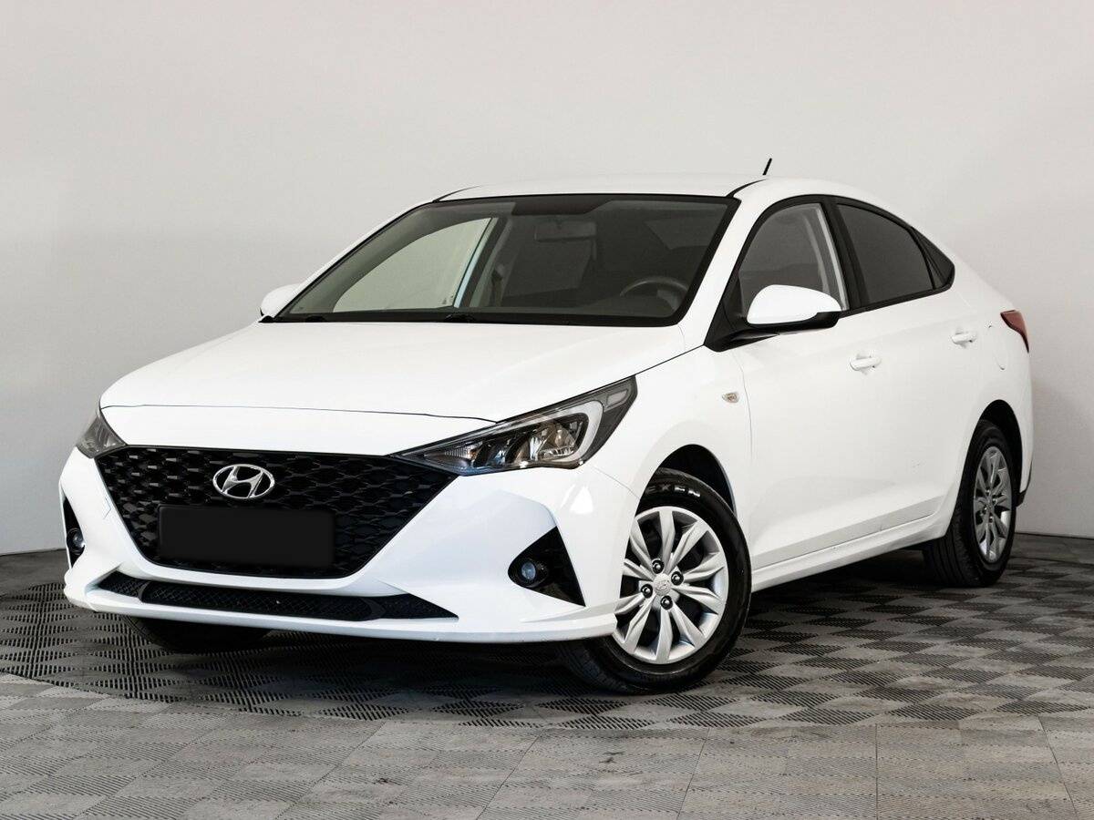 Hyundai Solaris 2021 года с пробегом. Посмотреть фото