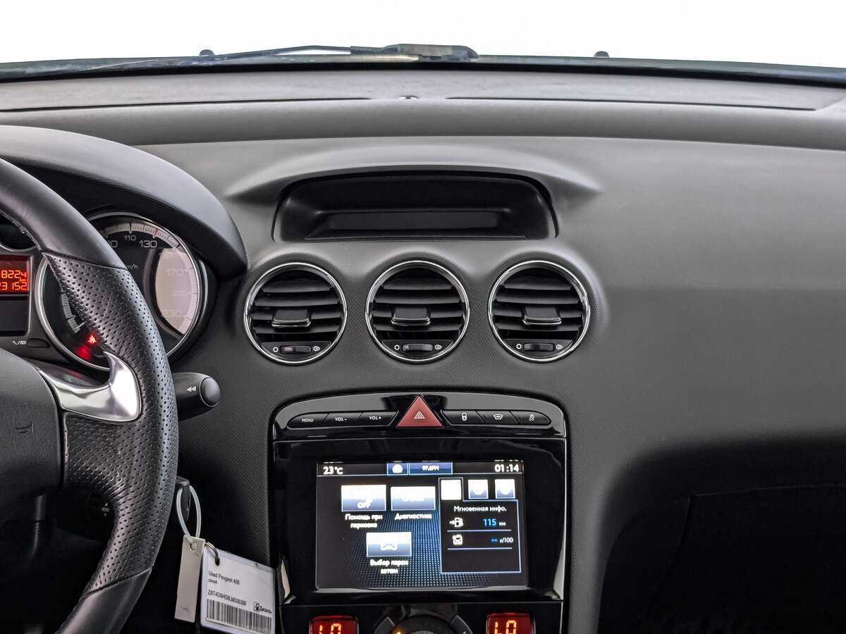 Peugeot 408 2020 года с пробегом. Фото: #12