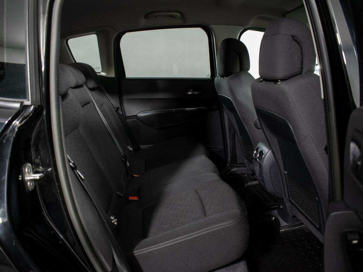 Peugeot 3008 2014 года с пробегом. Фото: #9