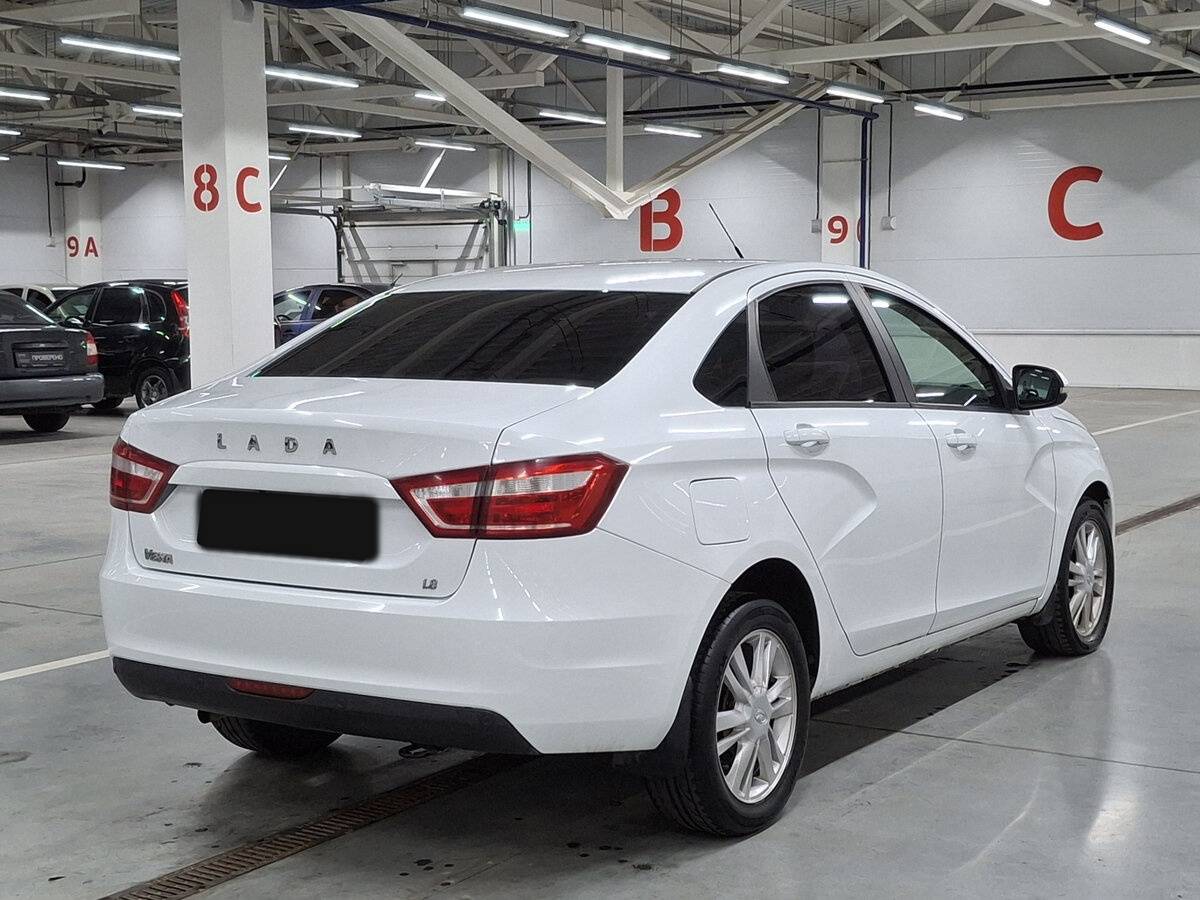 Lada (ВАЗ) Vesta 2017 года с пробегом. Фото: #4