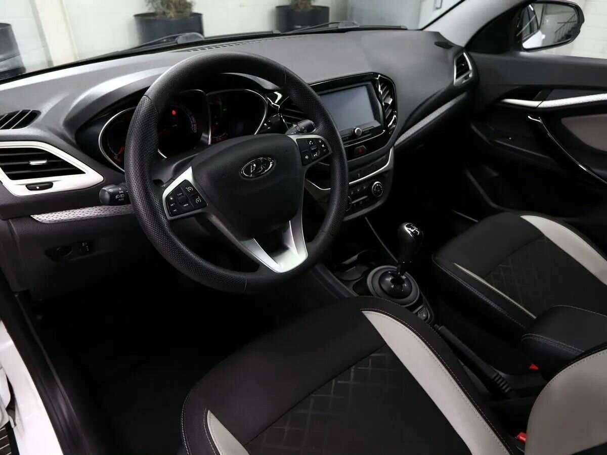 Lada (ВАЗ) Vesta 2018 года с пробегом. Фото: #6