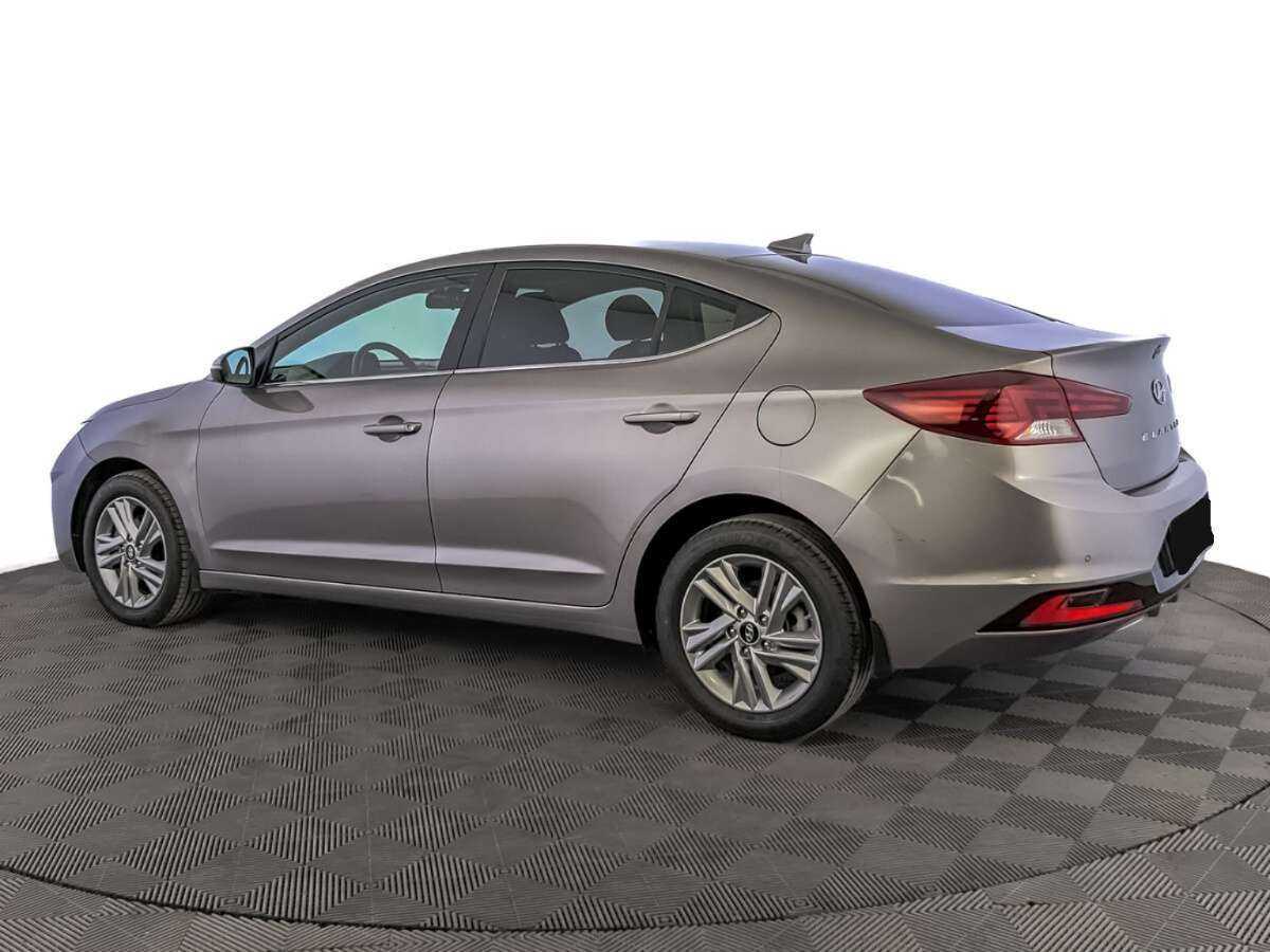 Hyundai Elantra 2019 года с пробегом. Фото: #6