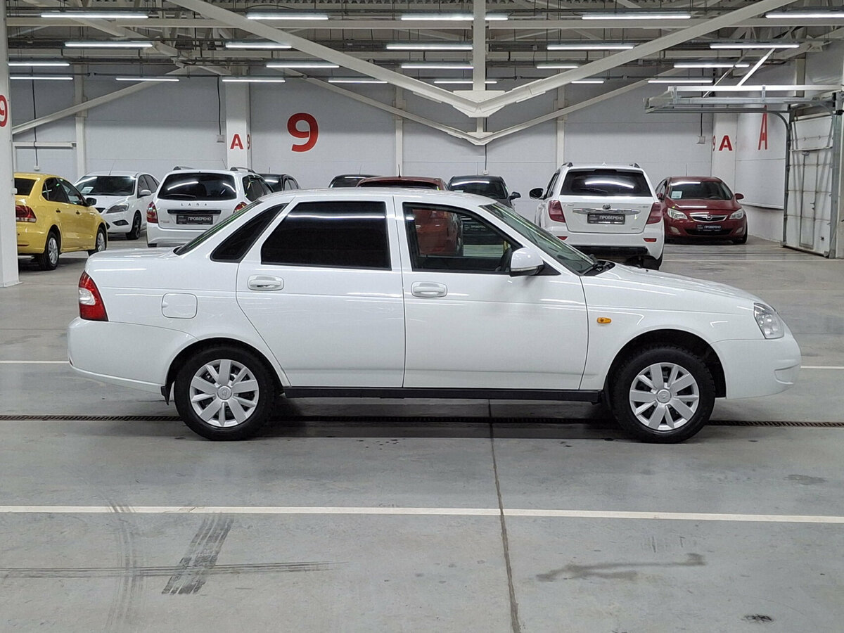 Lada (ВАЗ) Priora 2017 года с пробегом. Фото: #3