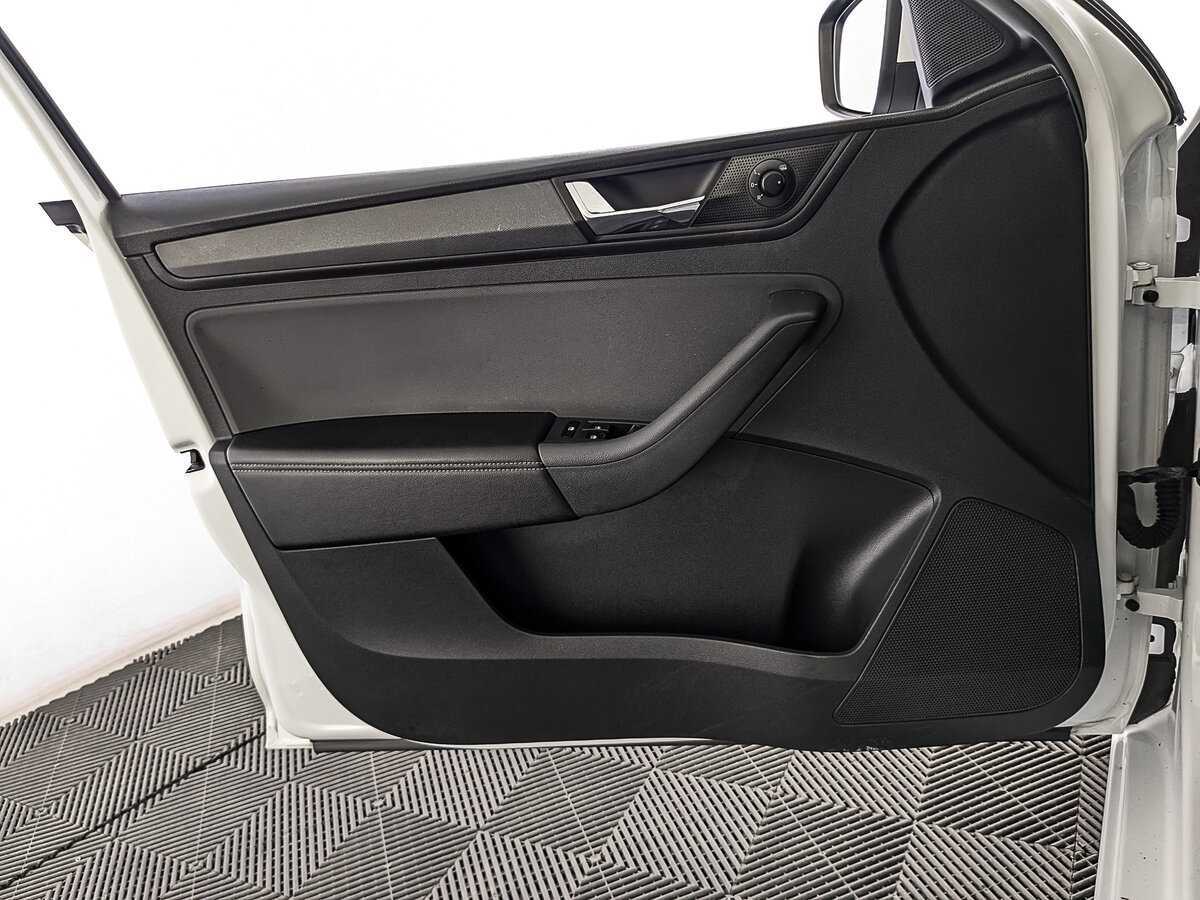Skoda Rapid 2020 года с пробегом. Фото: #18