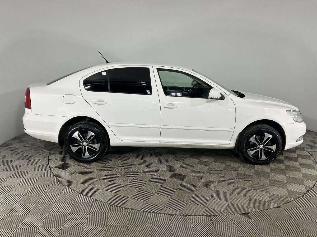 Skoda Octavia 2012 года с пробегом. Фото: #3