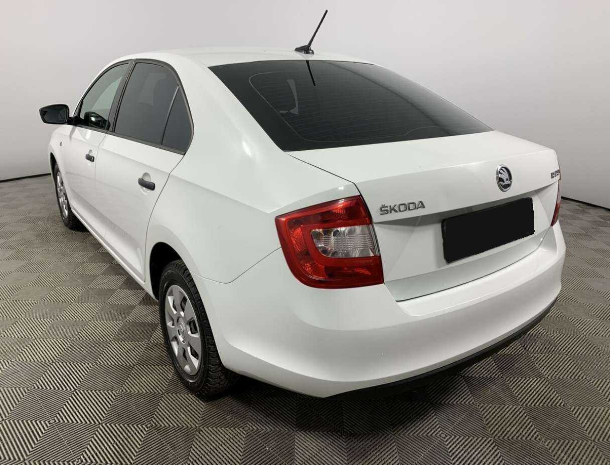 Skoda Rapid 2017 года с пробегом. Фото: #6