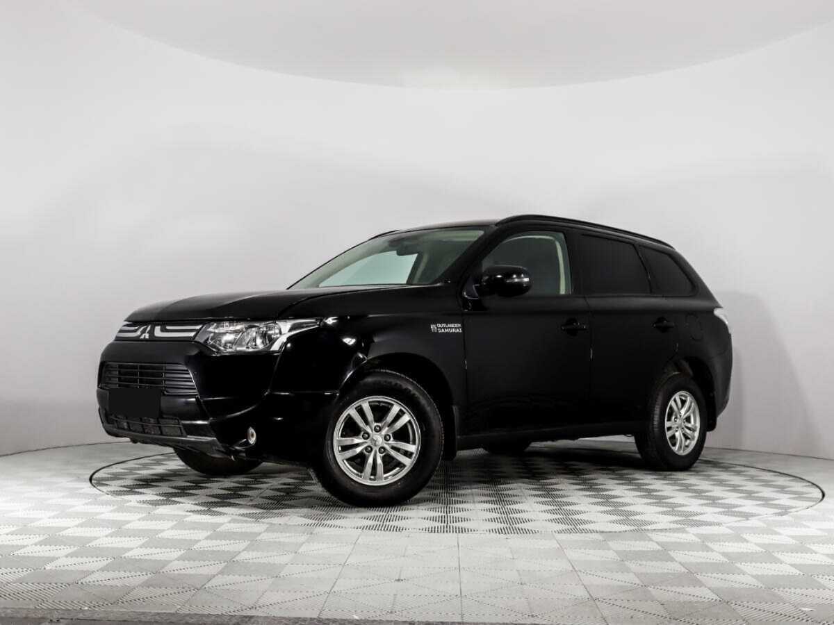 Mitsubishi Outlander 2014 года с пробегом. Фото: #0