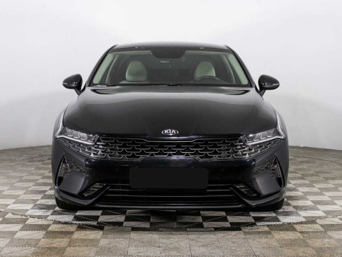 Kia K5 2021 года с пробегом. Фото: #1