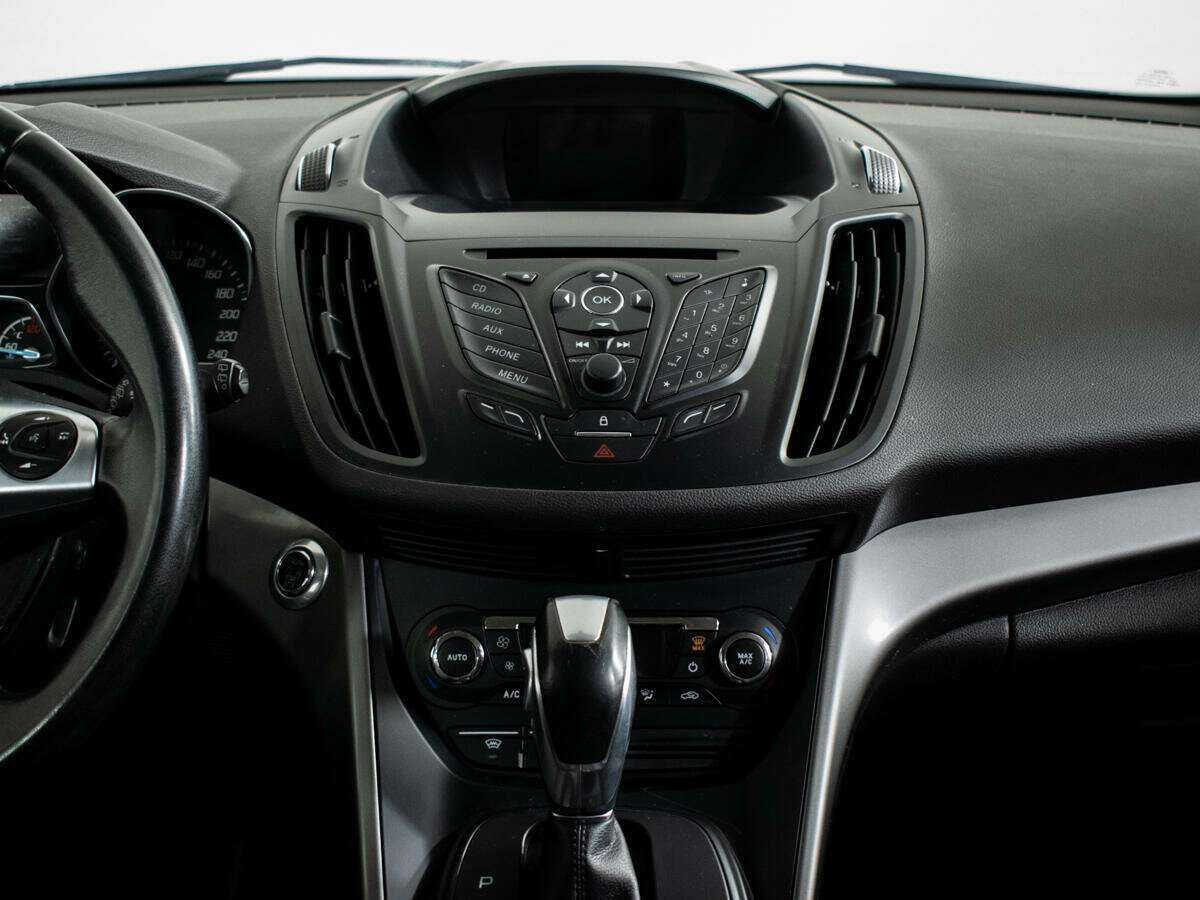 Ford Kuga 2015 года с пробегом. Фото: #9