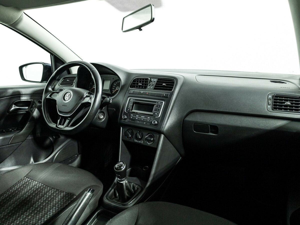 Volkswagen Polo 2015 года с пробегом. Фото: #8