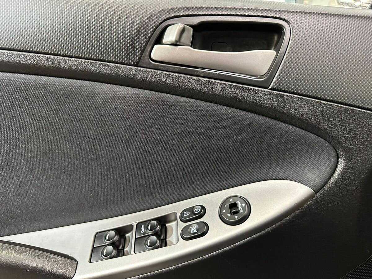 Hyundai Solaris 2015 года с пробегом. Фото: #13