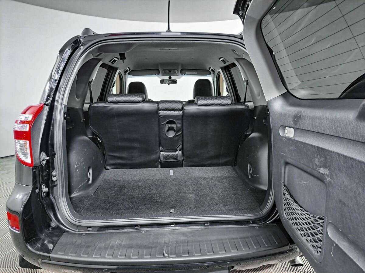 Toyota RAV4 2012 года с пробегом. Фото: #9