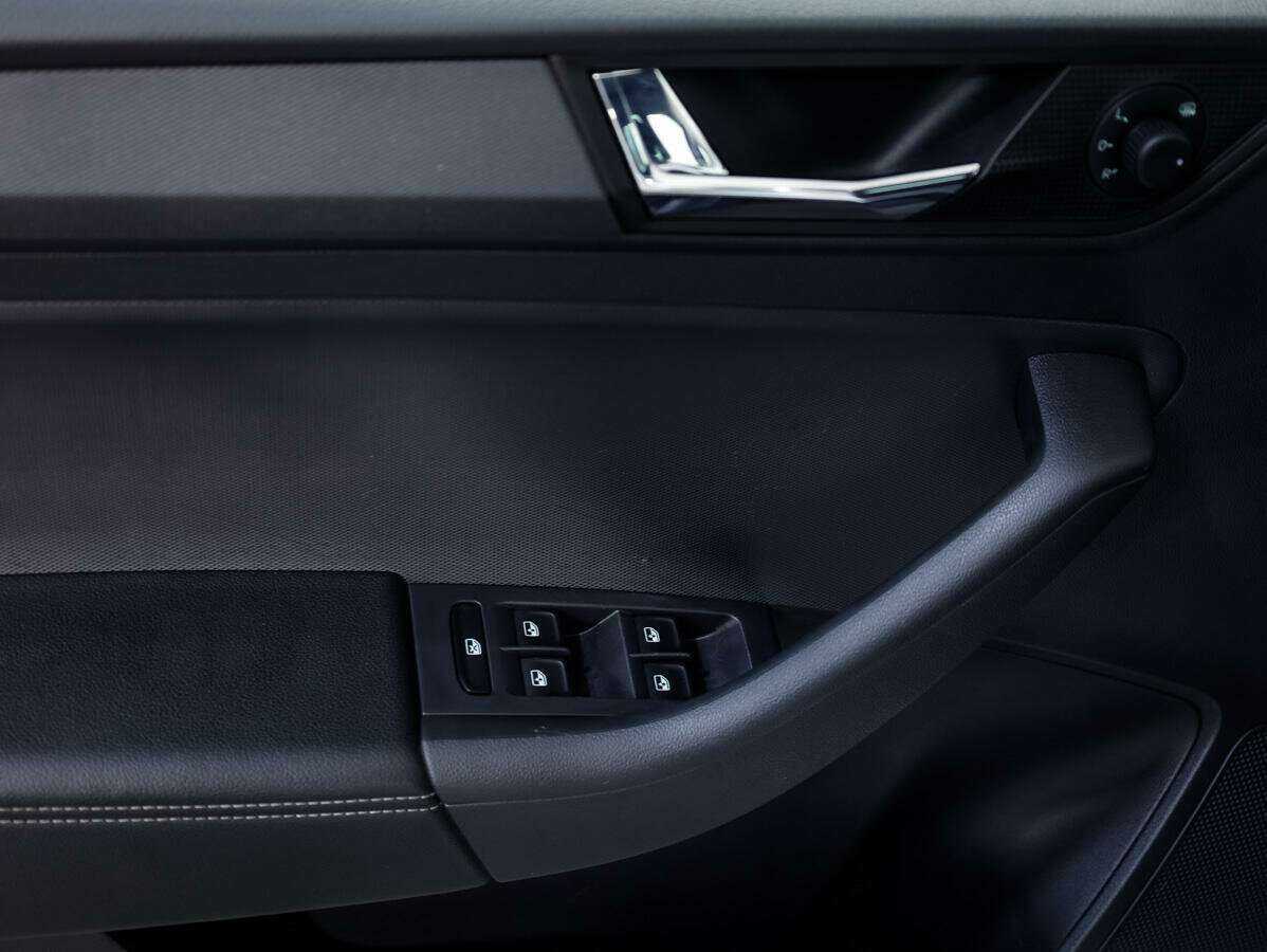 Skoda Rapid 2021 года с пробегом. Фото: #19