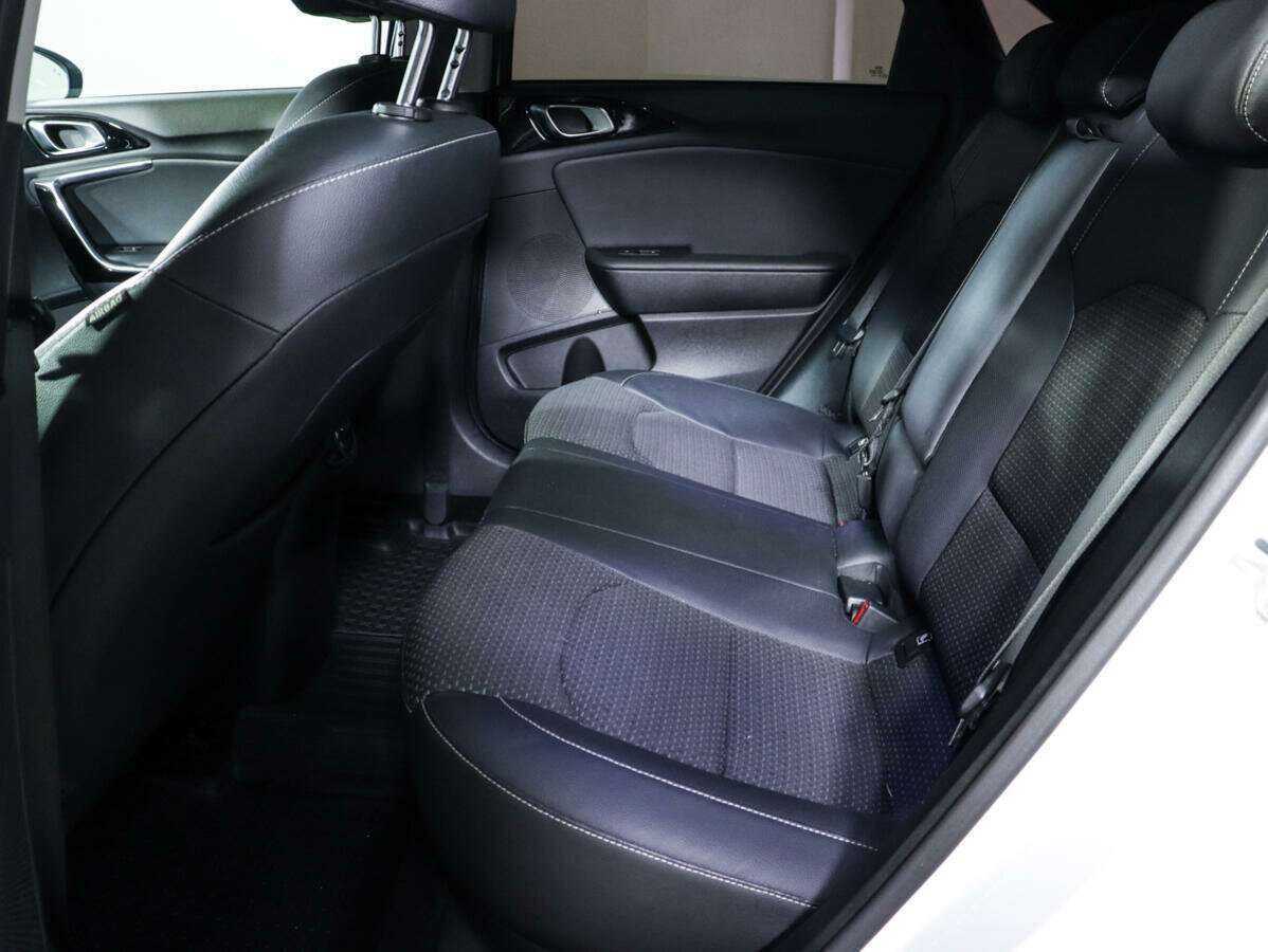 Kia Ceed 2018 года с пробегом. Фото: #9