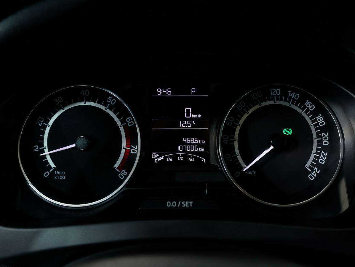 Skoda Rapid 2015 года с пробегом. Фото: #20