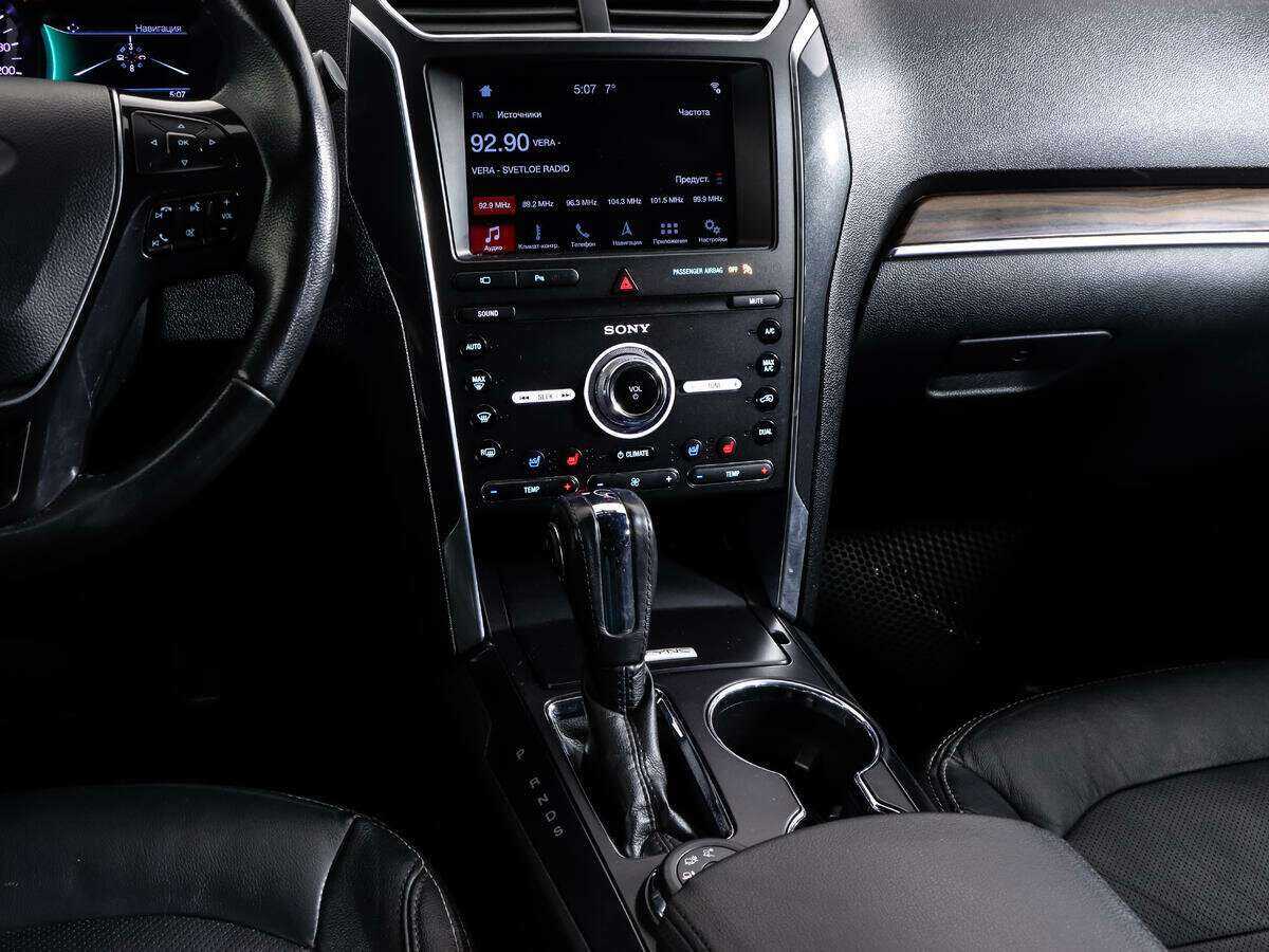 Ford Explorer 2018 года с пробегом. Фото: #9