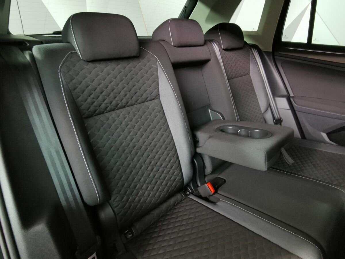 Volkswagen Tiguan 2018 года с пробегом. Фото: #12