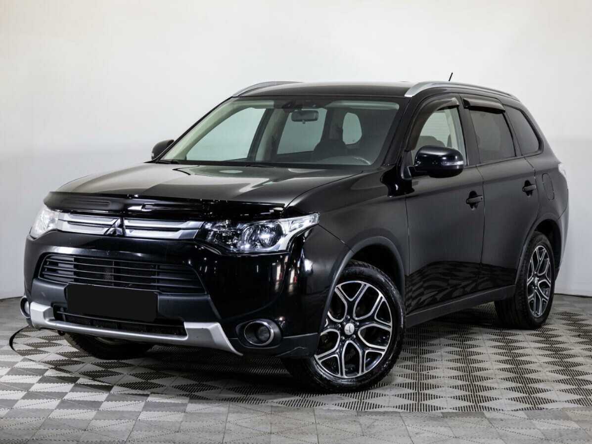 Mitsubishi Outlander 2014 года с пробегом. Посмотреть фото