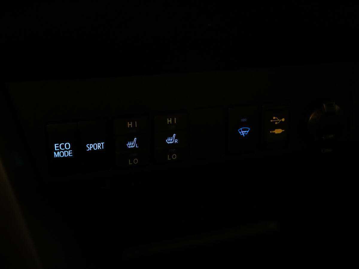 Toyota RAV4 2014 года с пробегом. Фото: #15