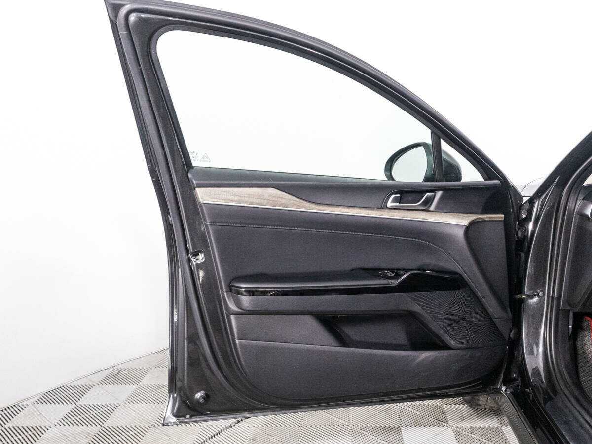 Kia K5 2020 года с пробегом. Фото: #21