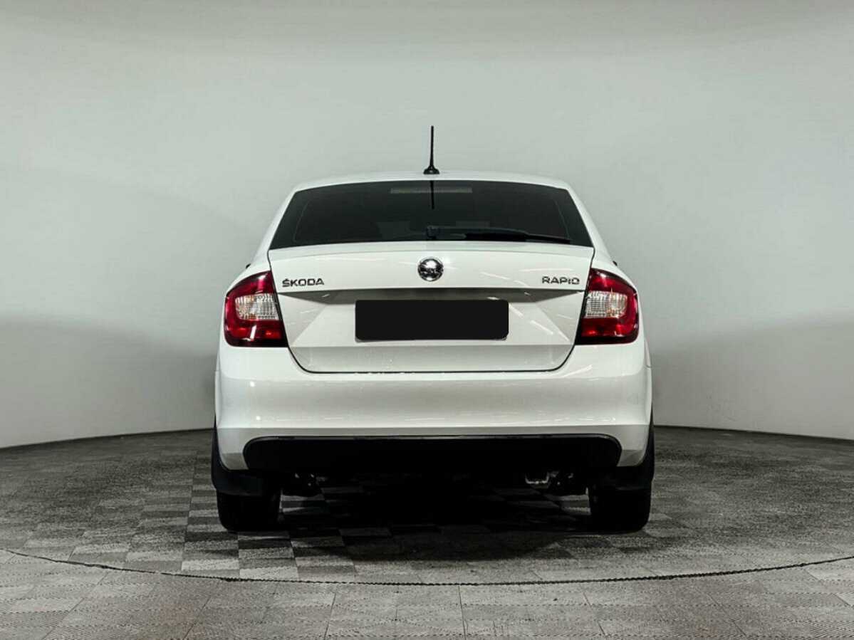Skoda Rapid 2019 года с пробегом. Фото: #4