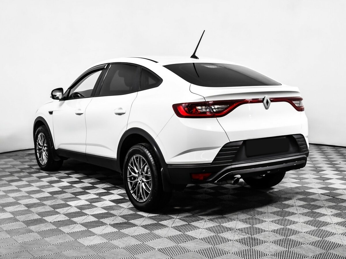 Renault Arkana 2021 года с пробегом. Фото: #5