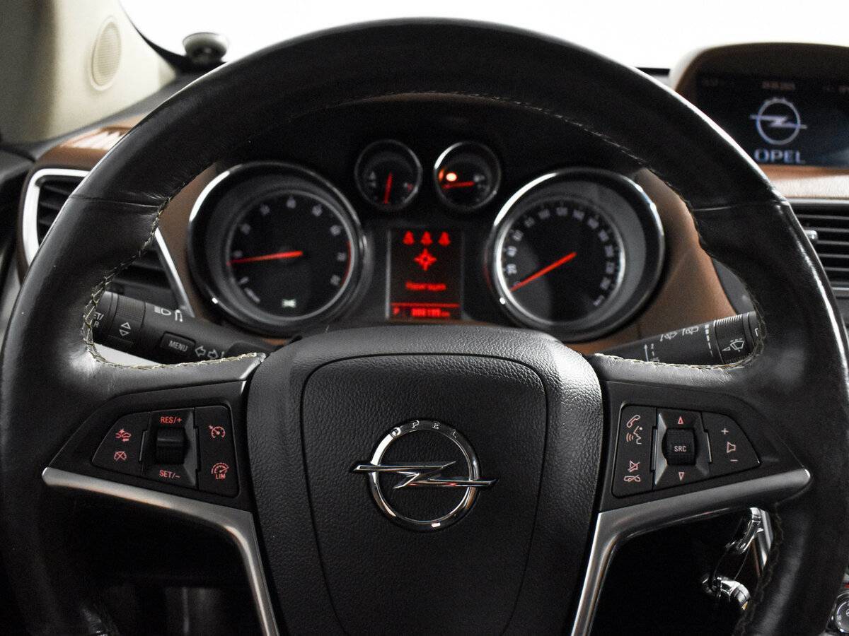 Opel Mokka 2013 года с пробегом. Фото: #14