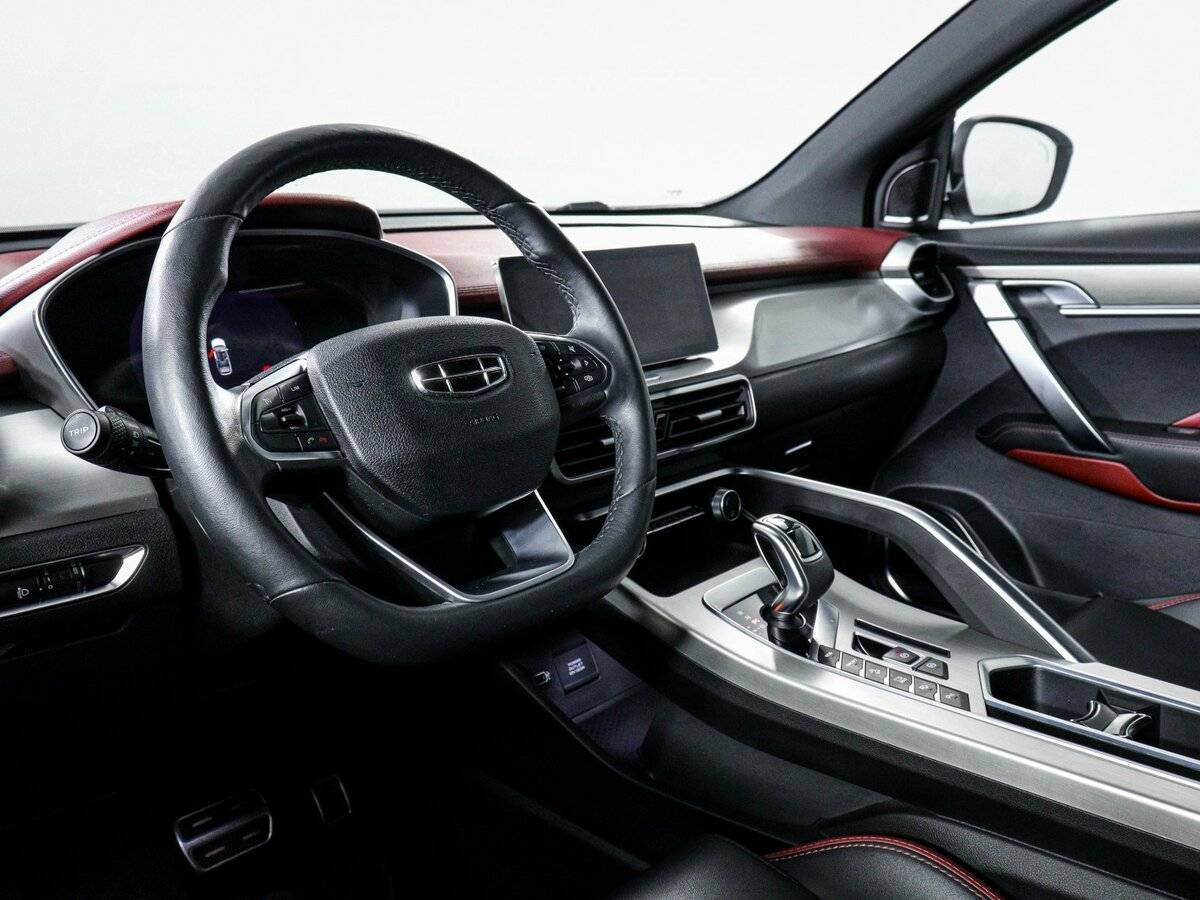 Geely Coolray 2021 года с пробегом. Фото: #13