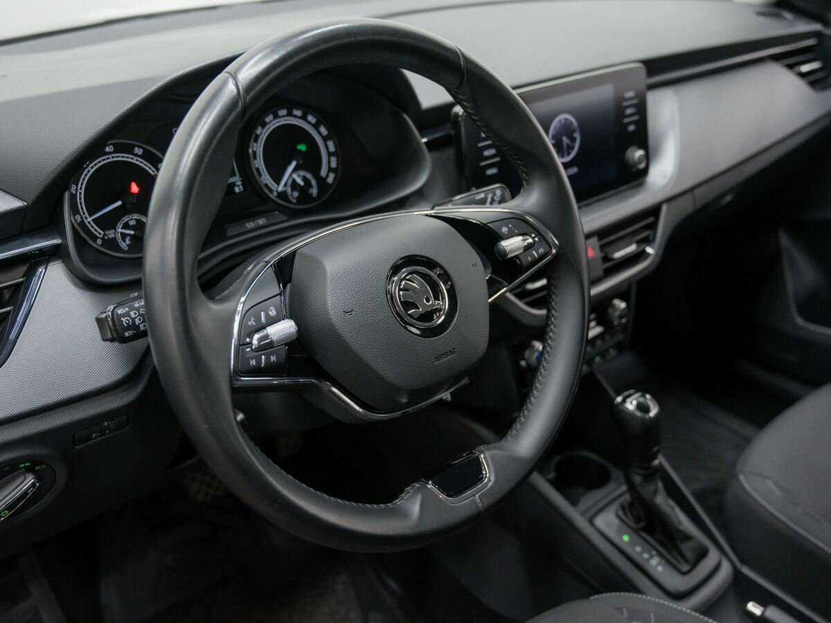 Skoda Rapid 2021 года с пробегом. Фото: #15