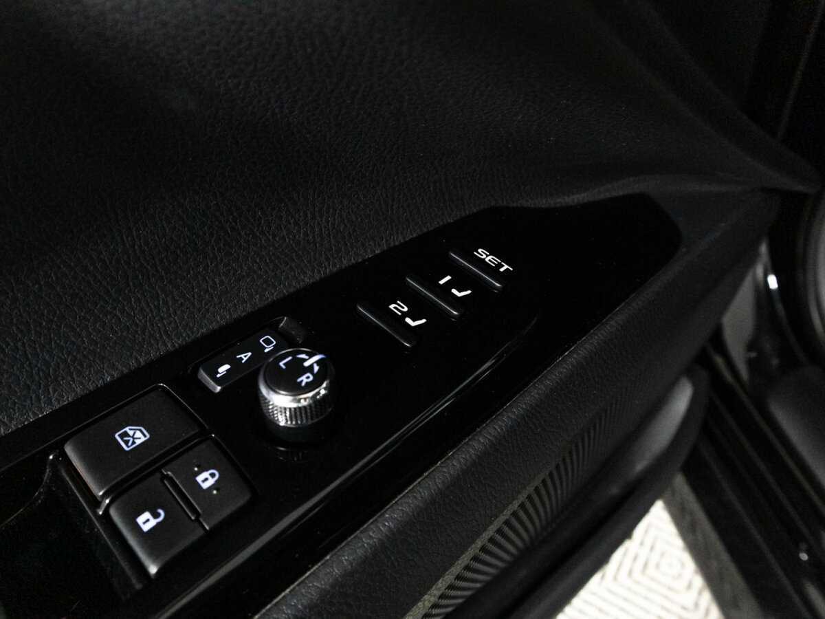 Toyota Camry 2018 года с пробегом. Фото: #17