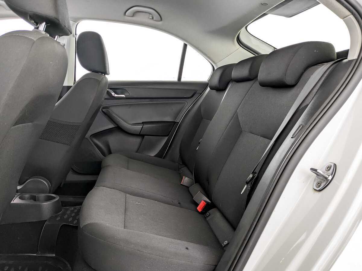 Skoda Rapid 2017 года с пробегом. Фото: #11