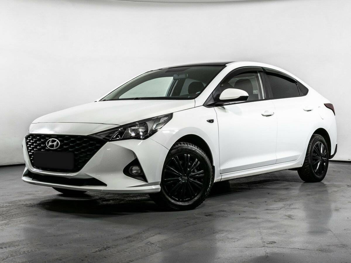 Hyundai Solaris 2020 года с пробегом. Посмотреть фото