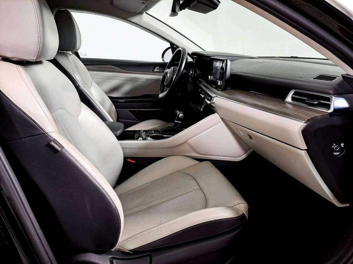 Kia K5 2021 года с пробегом. Фото: #8