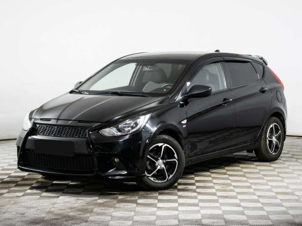 Hyundai Solaris 2012 года с пробегом. Посмотреть фото