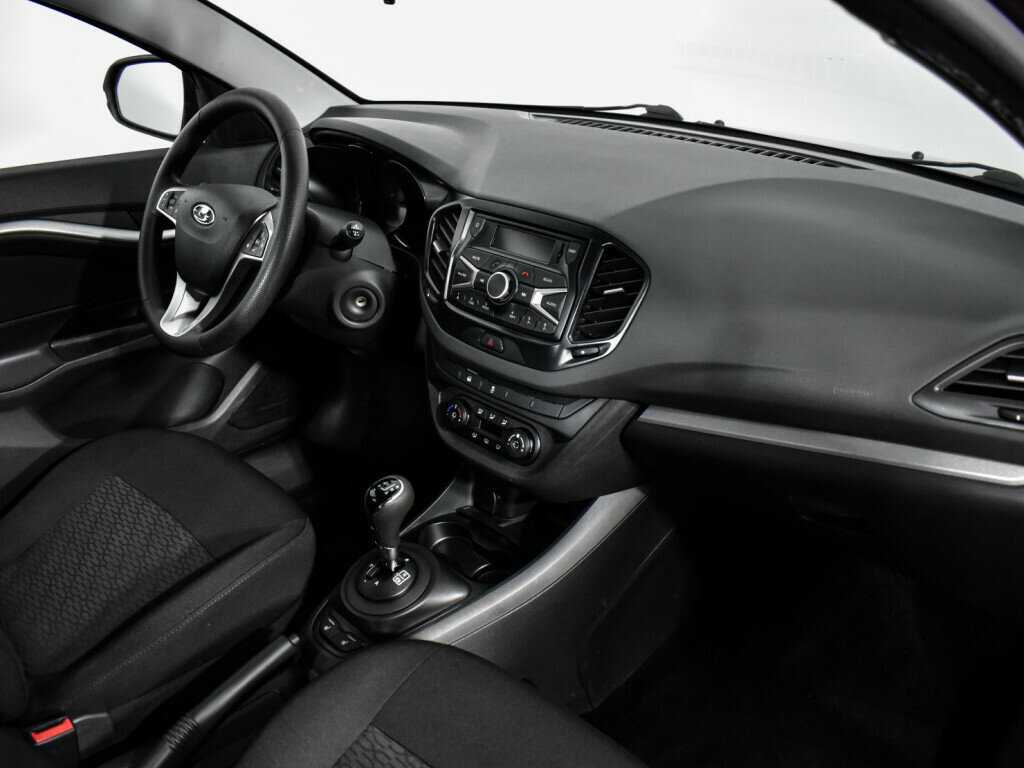 Lada (ВАЗ) Vesta 2017 года с пробегом. Фото: #13