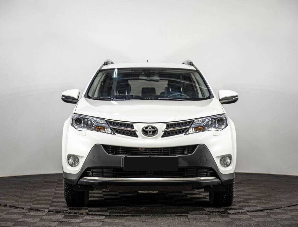 Toyota RAV4 2014 года с пробегом. Фото: #1