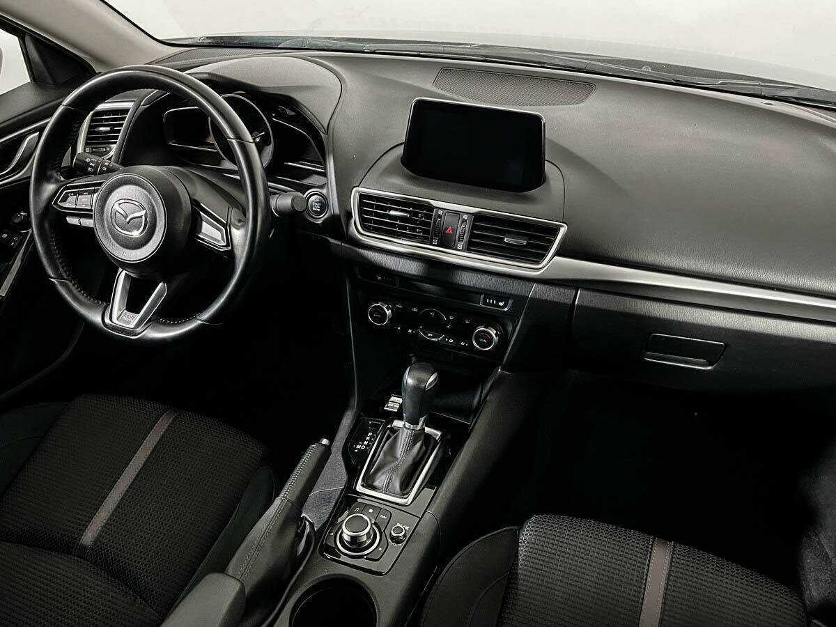 Mazda 3 2017 года с пробегом. Фото: #8
