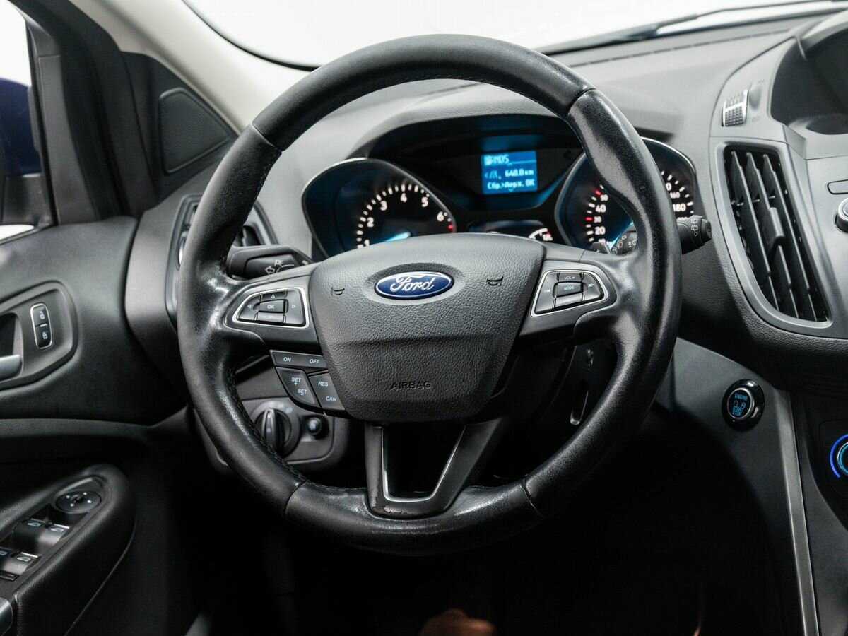 Ford Kuga 2017 года с пробегом. Фото: #11