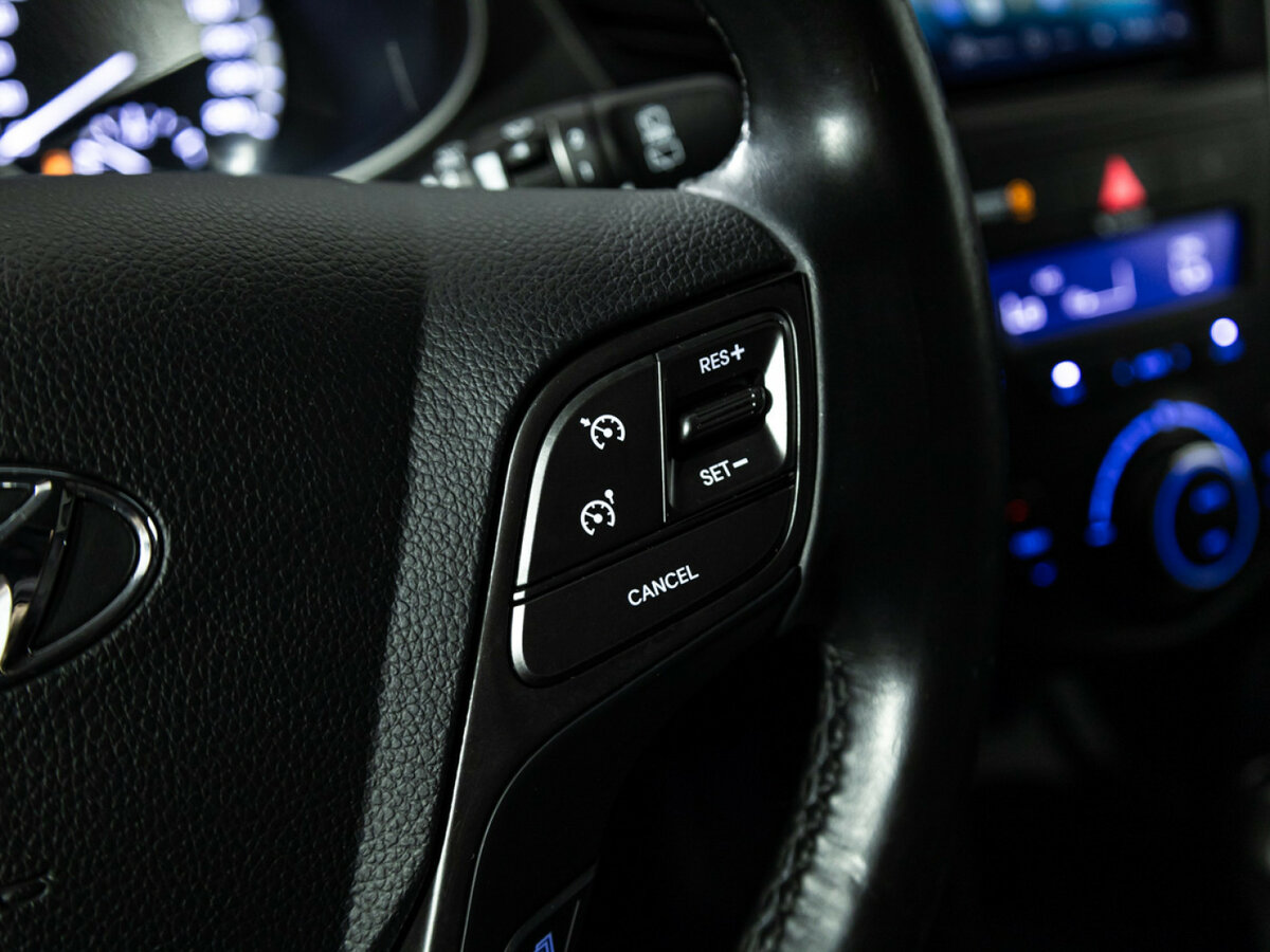 Hyundai Santa Fe 2017 года с пробегом. Фото: #14