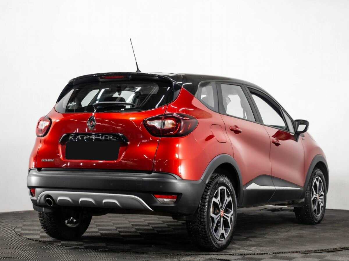 Renault Kaptur 2018 года с пробегом. Фото: #3