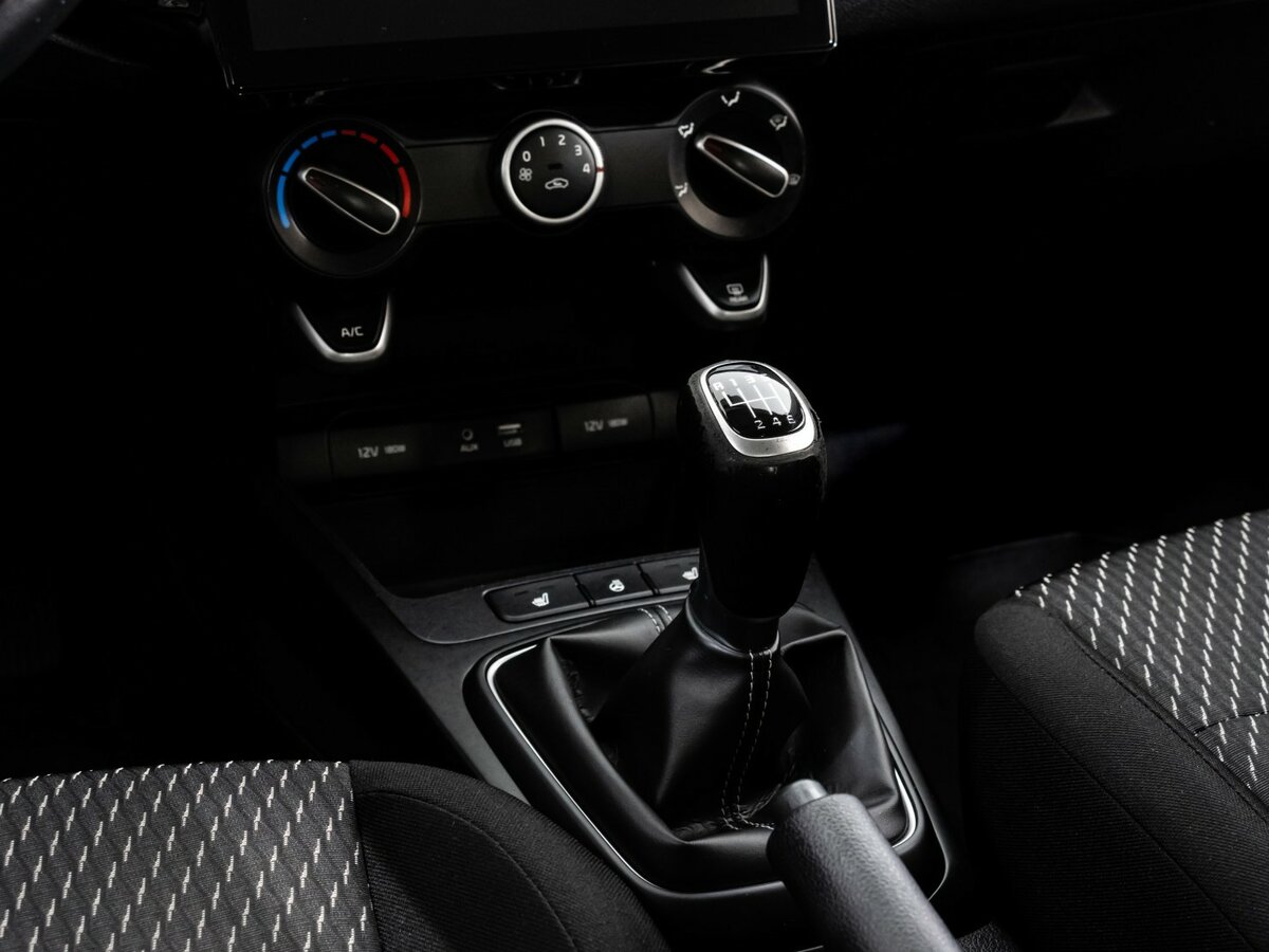 Kia Rio 2017 года с пробегом. Фото: #8