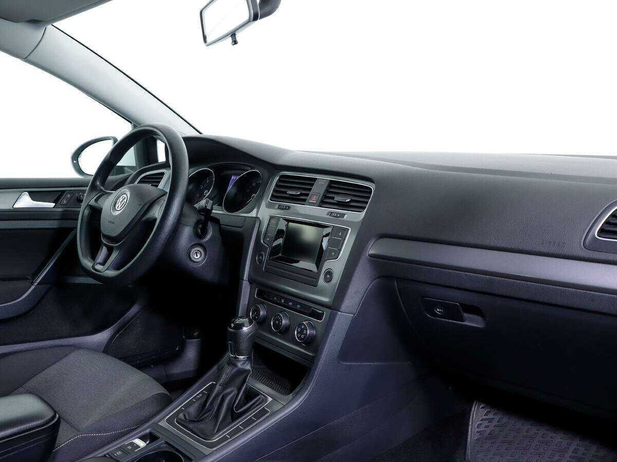 Volkswagen Golf 2013 года с пробегом. Фото: #8