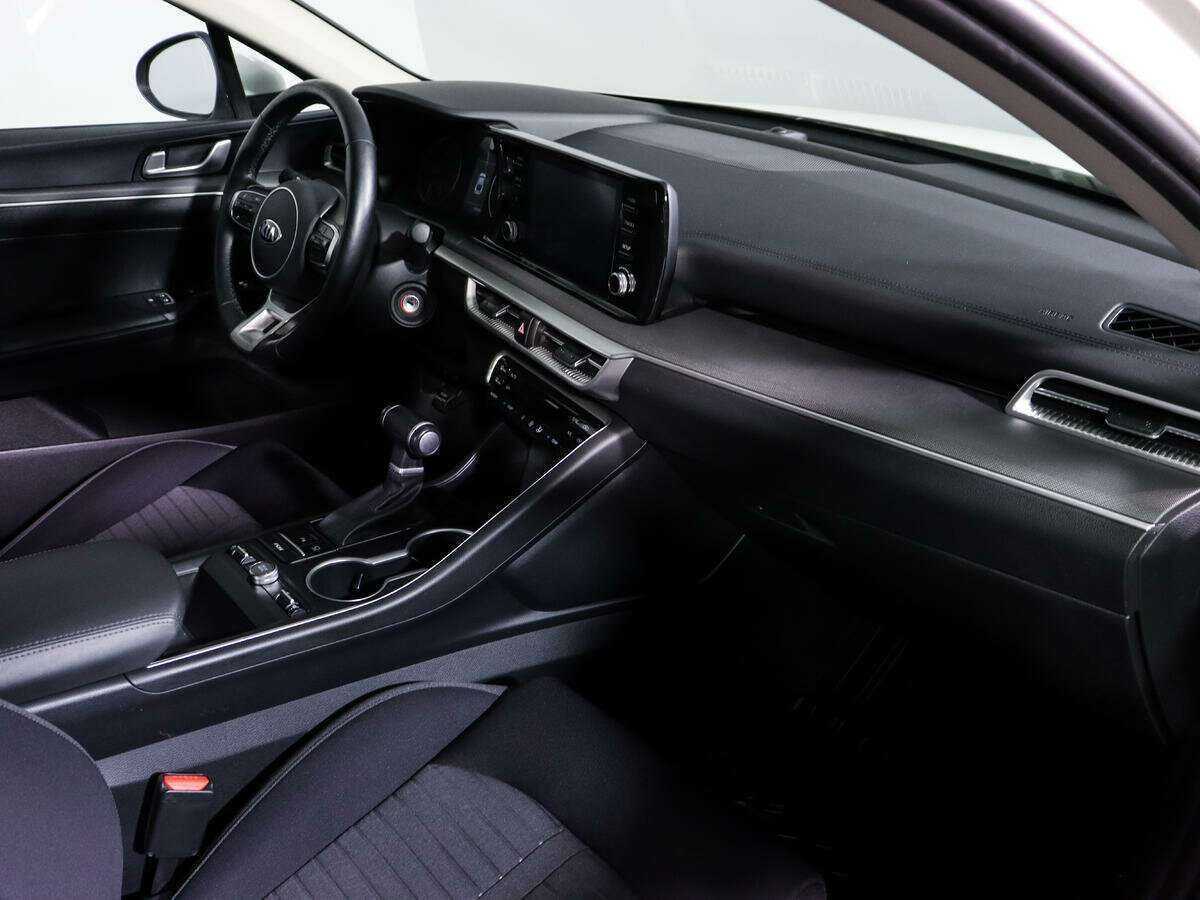 Kia K5 2020 года с пробегом. Фото: #6