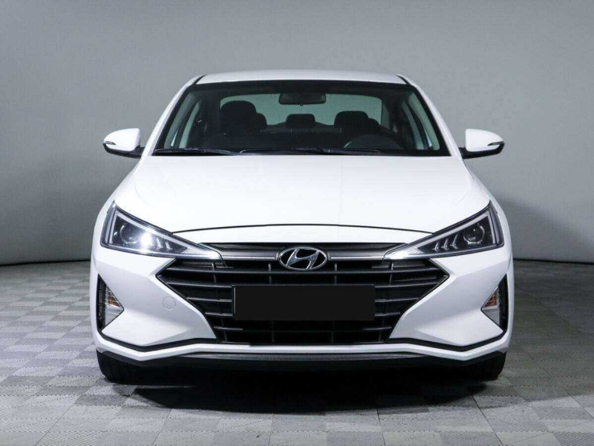 Hyundai Elantra 2020 года с пробегом. Фото: #1