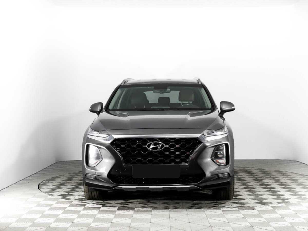 Hyundai Santa Fe 2019 года с пробегом. Фото: #1