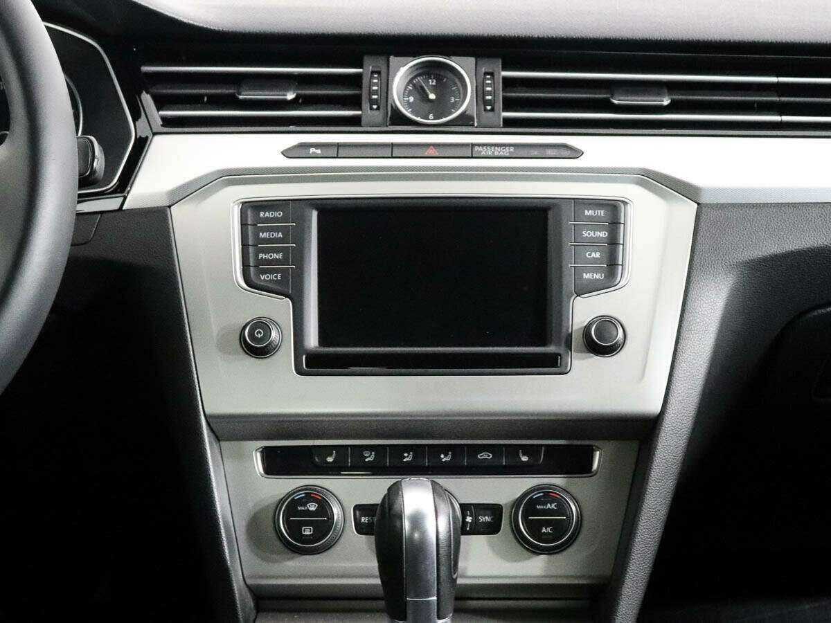 Volkswagen Passat 2017 года с пробегом. Фото: #11