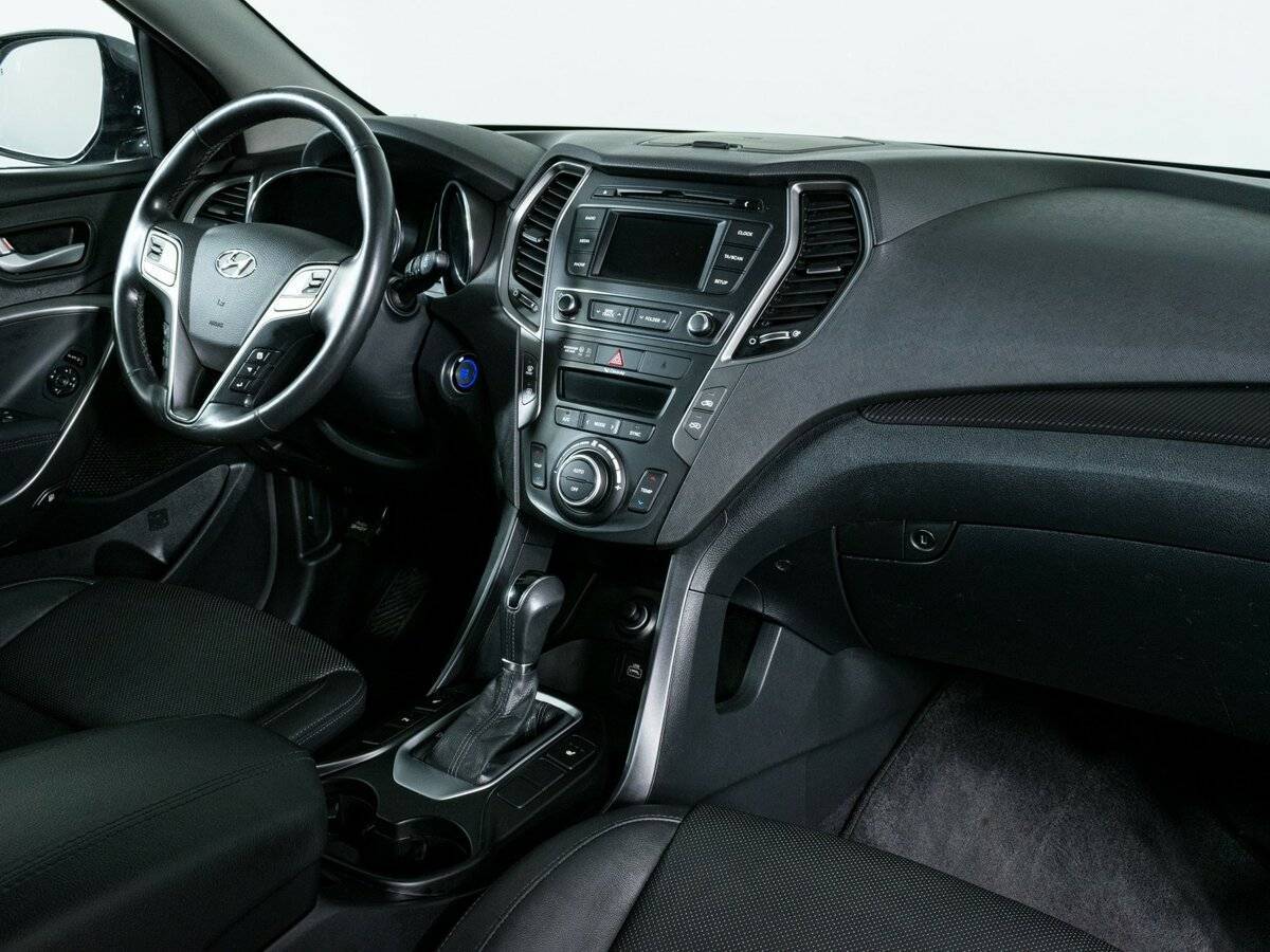 Hyundai Santa Fe 2016 года с пробегом. Фото: #9