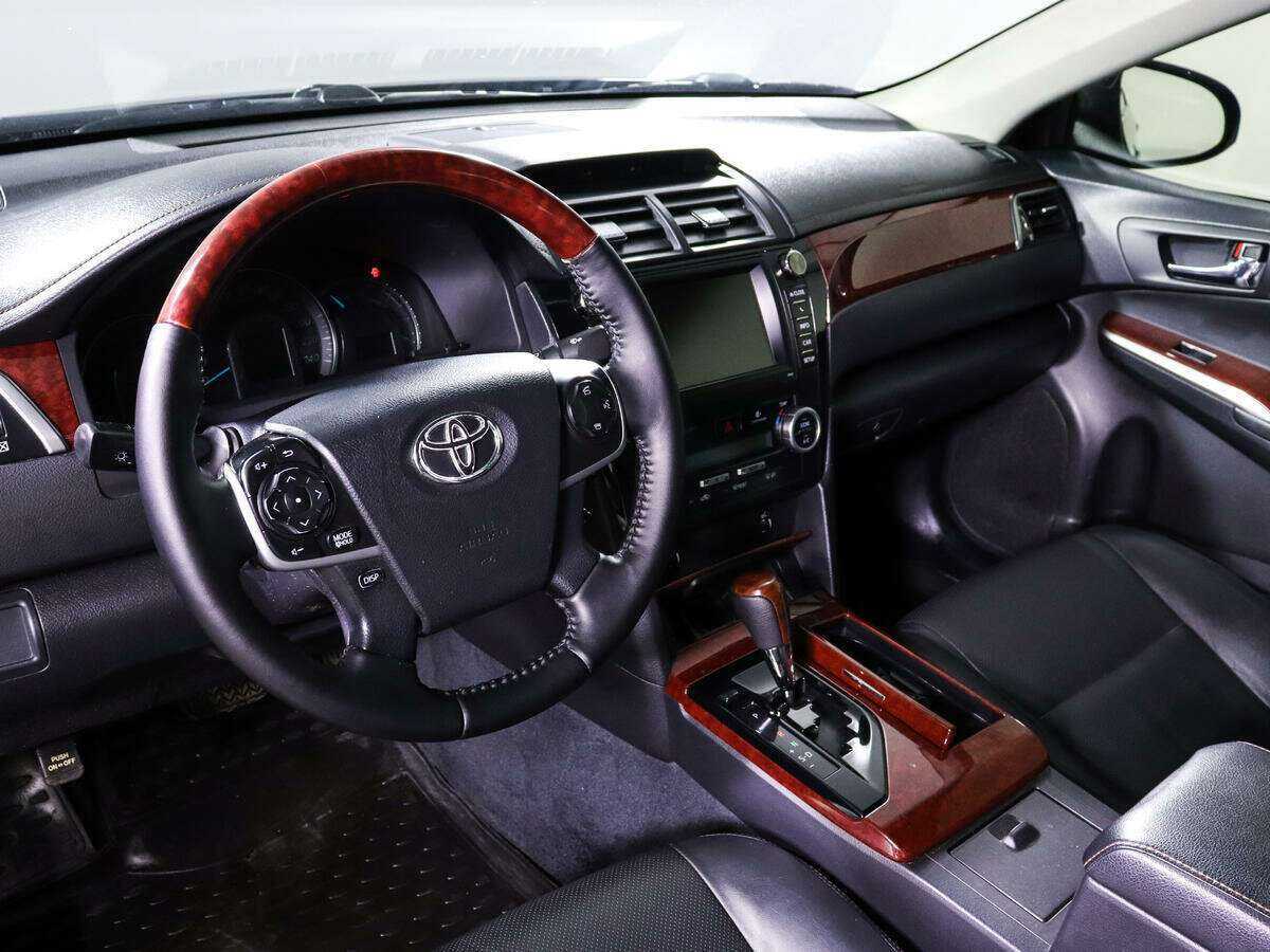 Toyota Camry 2012 года с пробегом. Фото: #11